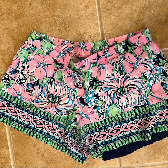 Lilly Pulitzer Pants - Lilly Pulitzer Katia Pull On Shorts